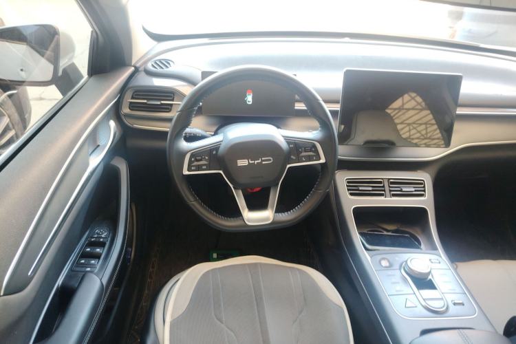 Used BYD Destroyer 05 2024 HONOR Edition DM-i 55KM Luxury Model
