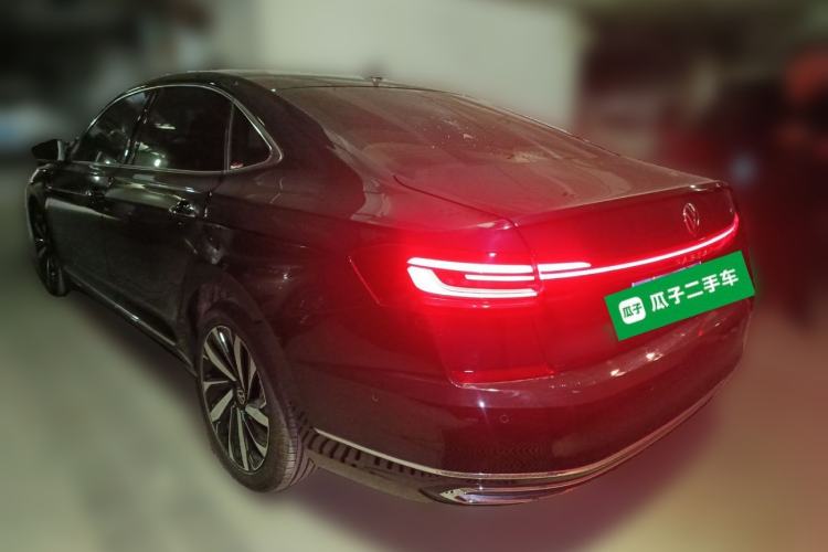 Used Volkswagen Passat 2024 380TSI Dragon Glory Edition
