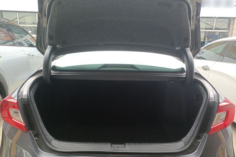 Used Honda Accord 2018 260TURBO Luxury Edition China VI Trunk