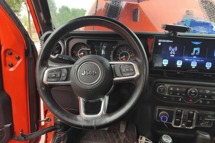 Used Jeep Wrangler 2018 2.0T Sahara Four-Door Edition