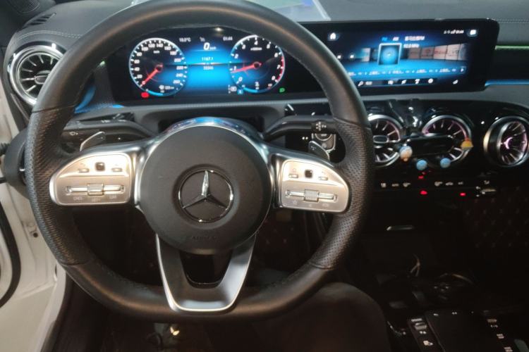Used Mercedes-Benz A-Class 2021 A 200 L Sport Sedan Fashion Model Steering Wheel