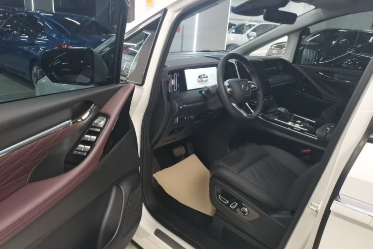 Used GAC Trumpchi M8 2024 Master Series Super Hybrid Edition
