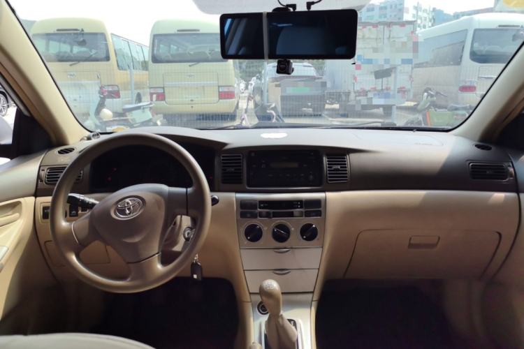 Used Toyota Corolla EX 2011 1.6L Manual Classic Edition Center Console