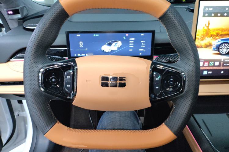 Used Geely Galaxy Galaxy 8 2025 130km EM-P Starship Edition