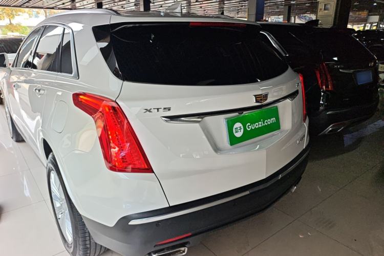 Used Cadillac XT5 2018 25T Tech Model
