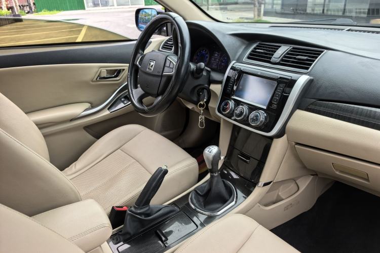 Used Zotye Z300 2016 1.5L Manual Luxury Model
