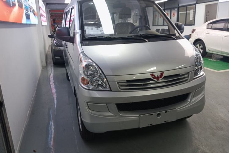 Used Wuling Rongguang S 2023 1.5L Base Version 5/7 Seats
