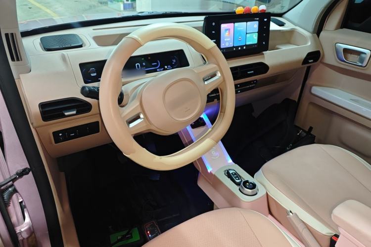 Used Geely Galaxy Panda 2024 Panda Mini 200km Longteng PRO Edition
