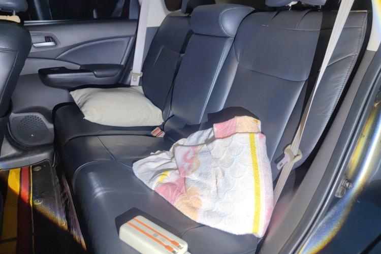 Used Honda CR-V 2012 2.0L two-wheel drive urban version