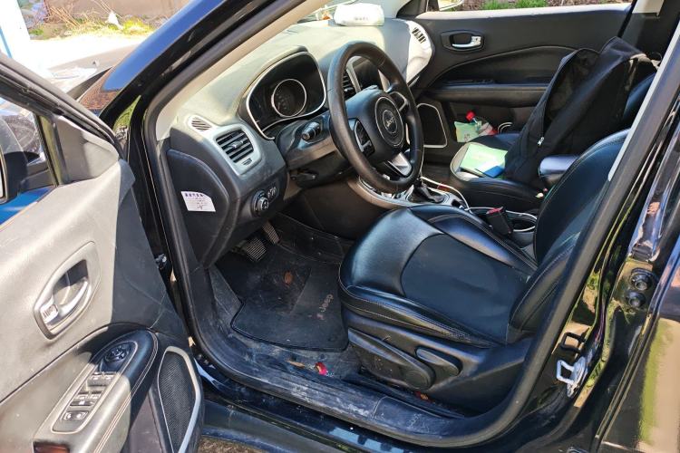 Used Jeep Compass 2019 220T Automatic Enjoyment Version
