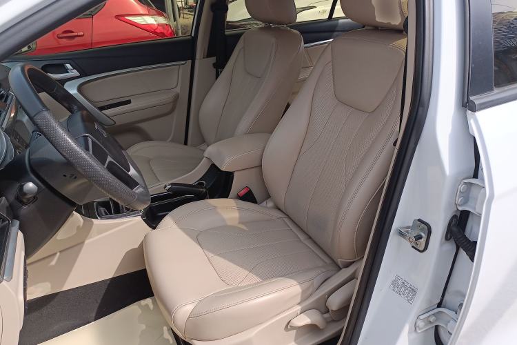 Used Geely Auto Emgrand 2017 Sedan Million Edition 1.5L Manual Luxury Model