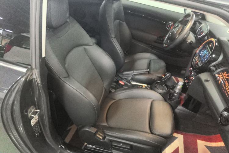 Used MINI MINI 2021 2.0T COOPER S Classic Edition
