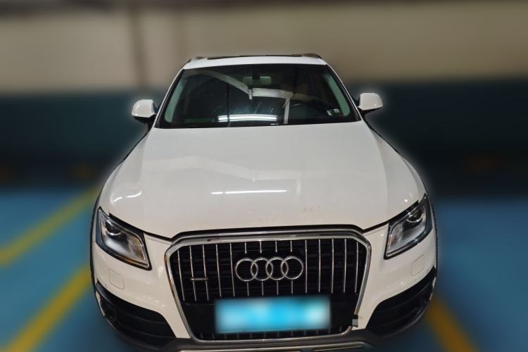 Used Audi Q5 2018 Collector's Edition 40 TFSI Technology Model