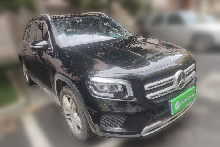Used Mercedes-Benz GLB 2022 GLB 220 Dynamic Edition Front Right 45 Deg