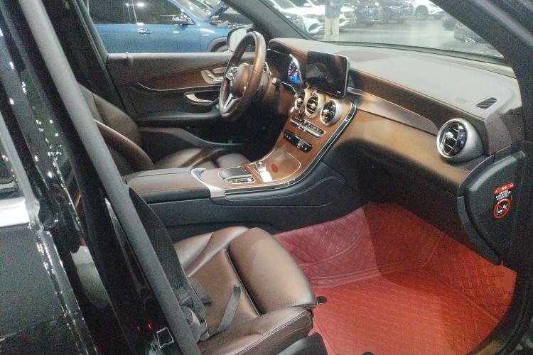 Used Mercedes-Benz GLC 2020 Facelifted GLC 300 L 4MATIC Luxury Edition
