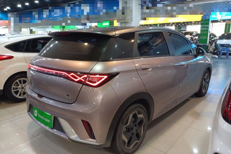 Used BYD Dolphin 2021 405 km Fashion Edition Rear Right 45 Deg