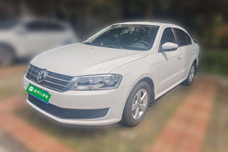 Used Volkswagen Lavida 2013 Revised Classic 1.6L Automatic Fashion Edition