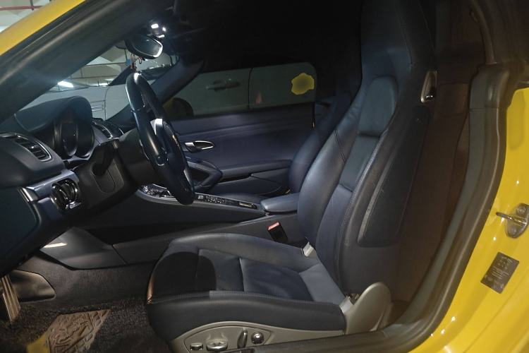 Used Porsche Boxster 2013 Boxster 2.7L
