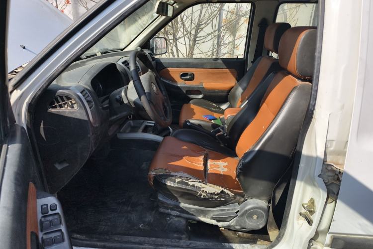 Used JMC Baodian 2016 2.8T New Value-Added Diesel Two-Wheel Drive Standard Version JX493ZLQ4G Left Front Seat