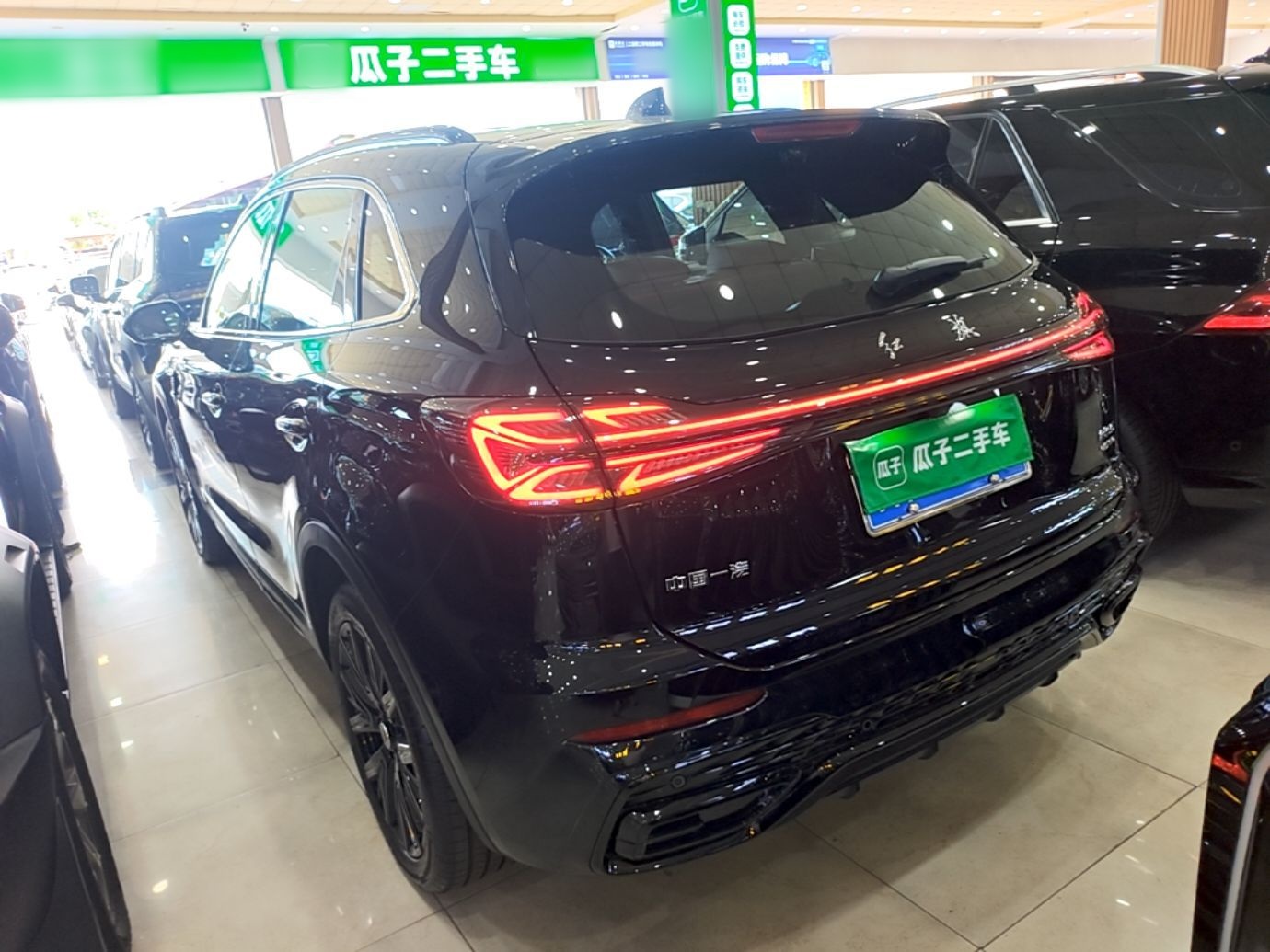 Hongqi HS5 2026 Model 2.0T Two-Wheel Drive Xuan Ying Edition — снимка 4