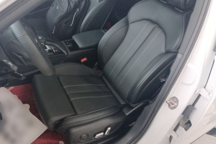 Used Audi A4L 2024 40 TFSI Luxury Dynamic Edition (Starry Night Version)