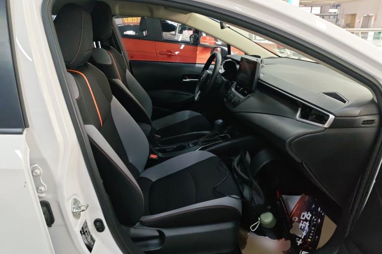 Used Toyota Corolla 2022 1.2T S-CVT Pioneer PLUS Edition Right Front Seat