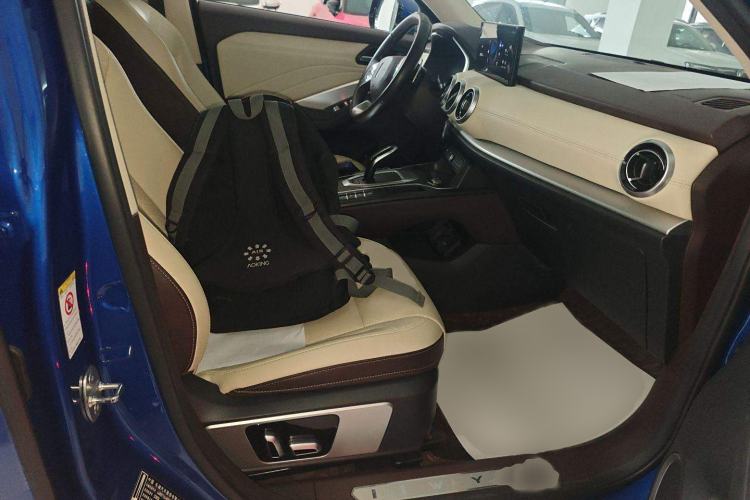 Used Wey VV6 2020 2.0T Two-Wheel Drive Smart Enjoyment+