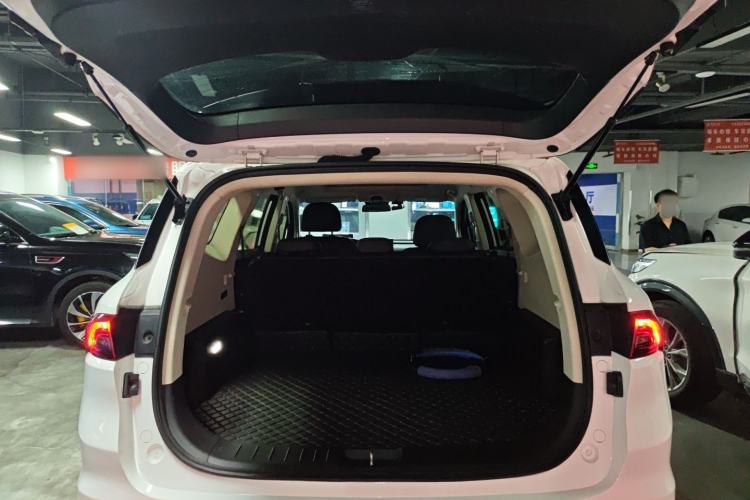 Used Geely Auto Haoyue 2020 1.8TD DCT Luxury Model 5 Seats Trunk