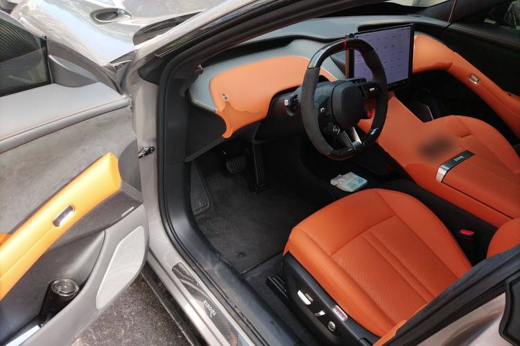 Used Xiaomi Auto YU7 2025 Ultra-Long Range High-Performance All-Wheel-Drive Max Edition