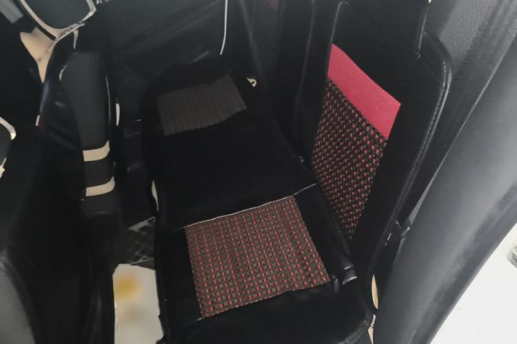 Used Roewe 350 2015 1.5L Manual Luxury Sunroof Edition Left Rear Seat