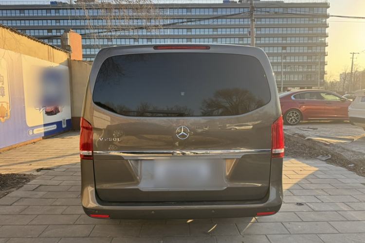 Used Mercedes-Benz V-Class 2017 V 260 Prestige Edition