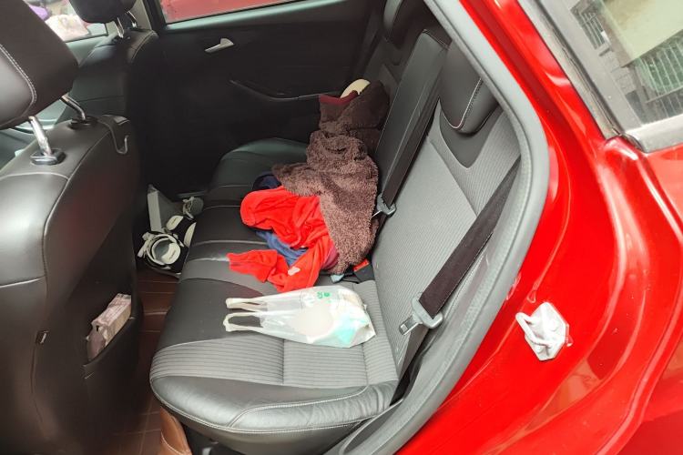 Used Ford Focus 2012 Hatchback 1.6L Automatic Fashion Edition
