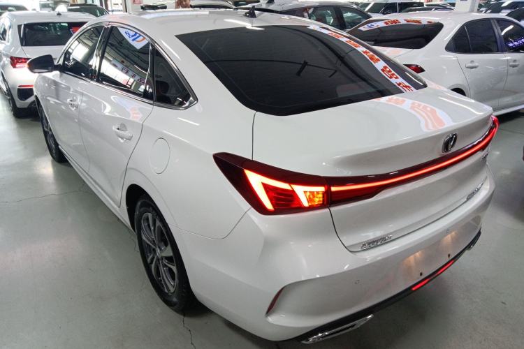 Used CHANGAN Eado 2023 Changan Edition PLUS Blue Whale NE 1.4T GDI DCT Prestige Version