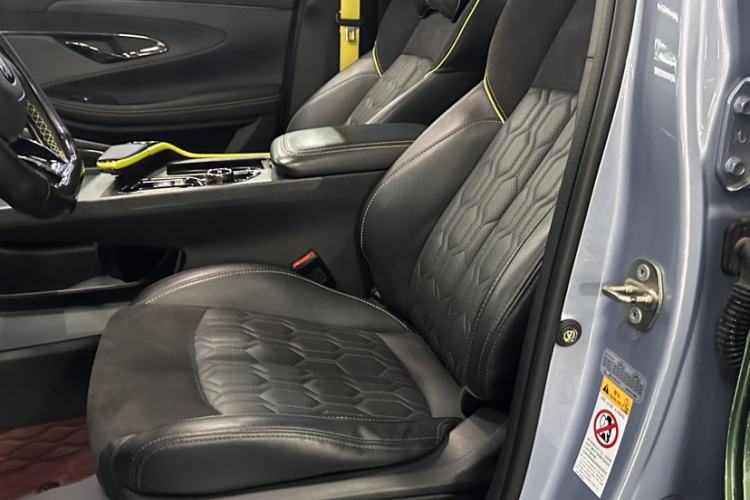 Used CHANGAN UNI-T 2022 1.5T Sport Edition Flagship Version Left Front Seat