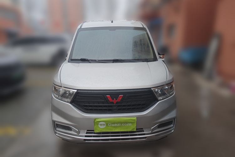 Used Wuling Hongguang V 2021 1.5L Jingqu Edition Enclosed-Window Vehicle LAR
