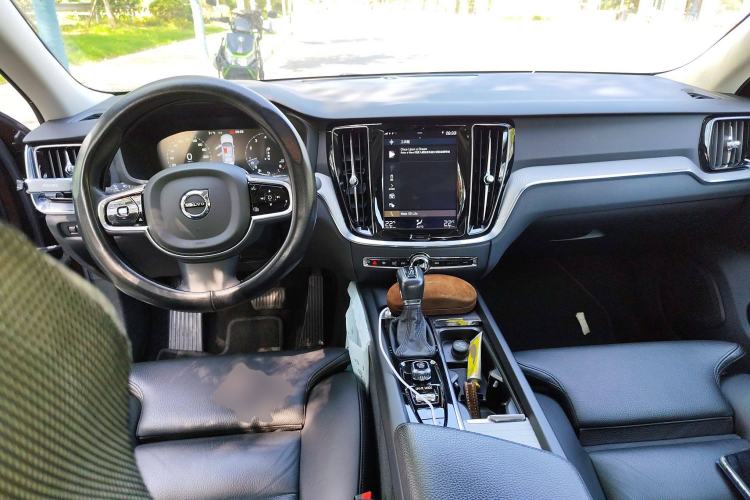 Used Volvo S60 2020 T4 Zhiyuan Luxury Edition