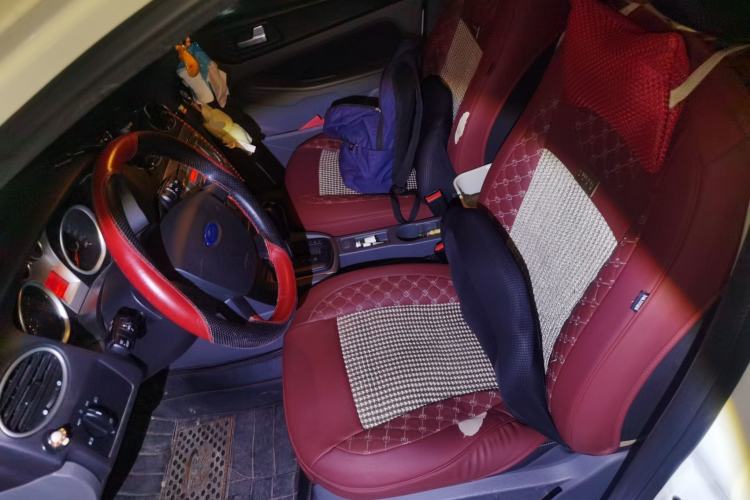 Used Ford Focus 2013 Hatchback Classic 1.8L Automatic Base Model Left Front Seat