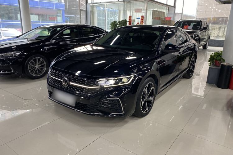 Used Volkswagen Passat 2023 Restyled 330TSI Starry Luxury Edition