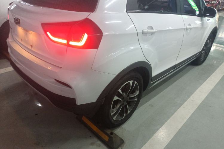 Used Geely Auto Vision X3 2019 Upgraded Model 1.5L Manual Elite Version Right Rear Taillight