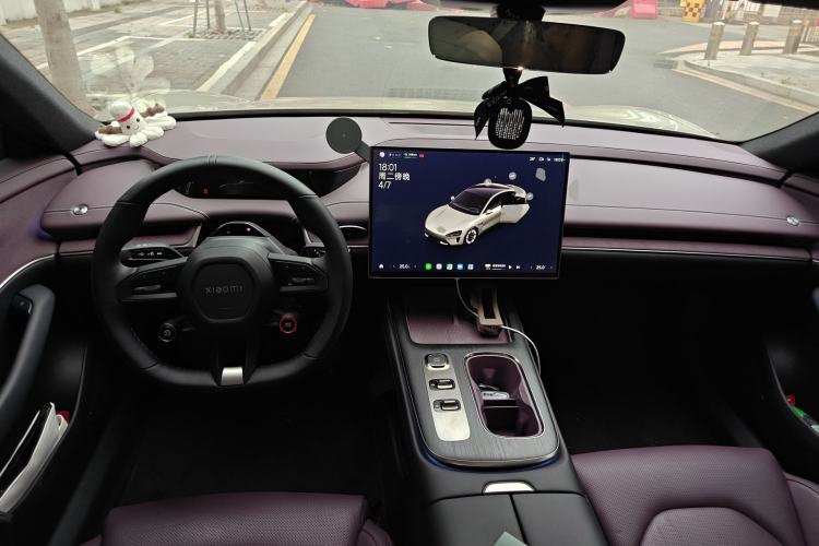 Used Xiaomi Auto SU7 2024 Rear-Drive Long-Range Intelligent Driving Version Center Console