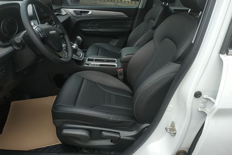 Used Haval M6 2021 PLUS 1.5T Manual Luxury Smart Connectivity Model
