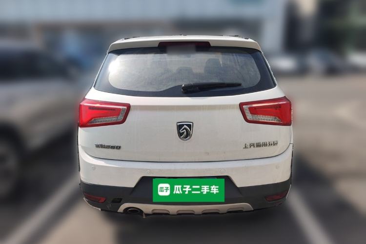 Used Baojun 560 2015 1.8L manual Comfort trim level
