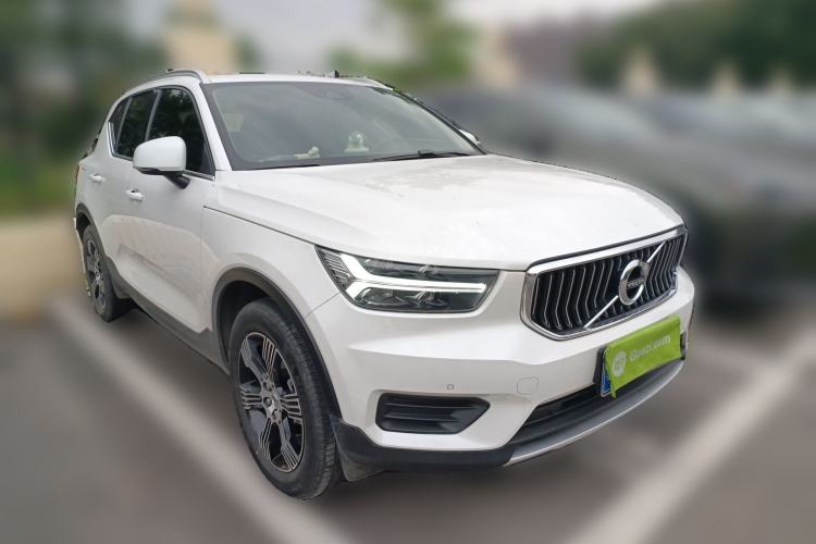 Used Volvo XC40 2020 T3 Zhiyuan Luxury Edition Front Right 45 Deg