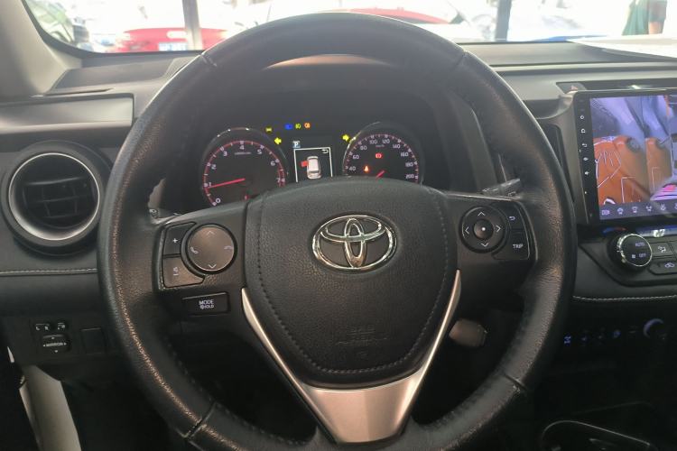 Used Toyota RAV4 2016 2.5L Automatic 4x4 Elite Edition
