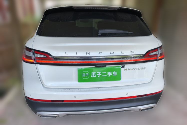 Used Lincoln Nautilus 2021 2.0T Four-Wheel Drive Luxury Edition Rear