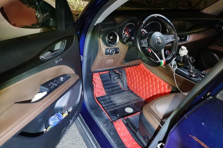 Used Alfa Romeo Stelvio 2017 2.0T 200HP Elite Edition