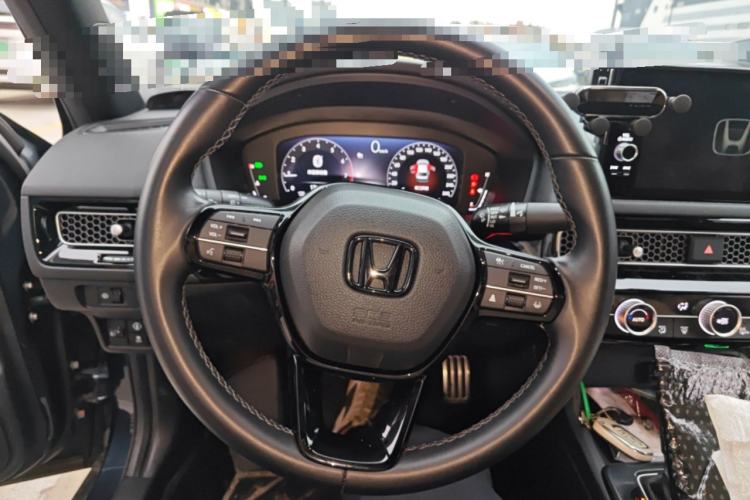 Used Honda Civic 2022 240TURBO CVT Dynamic Edition Steering Wheel