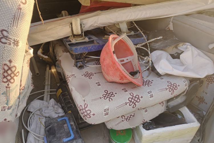 Used BAIC Weiwang 306 2011 1.3L base model 7 seats Left Rear Seat