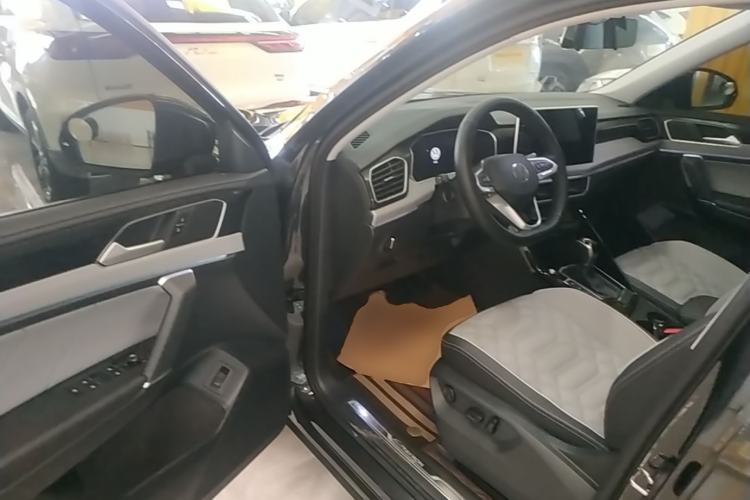 Used Volkswagen Tayron 2023 330TSI Two-Wheel-Drive Luxury Plus Advanced Version Driver Seat