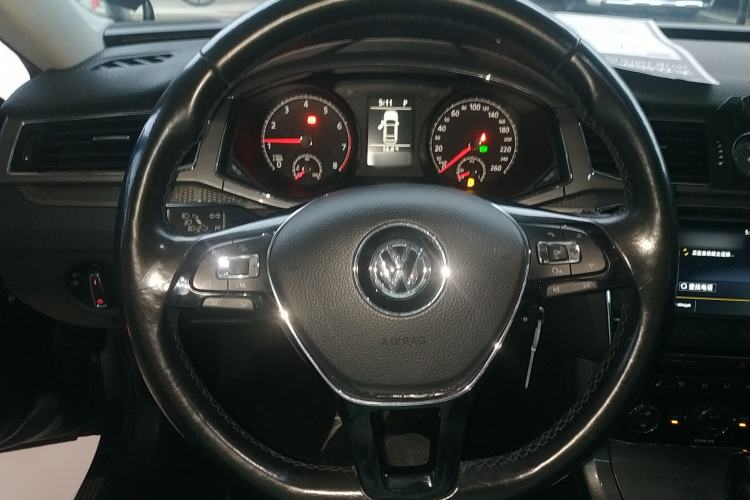Used Volkswagen Passat 2016 330TSI DSG Luxury Edition Steering Wheel
